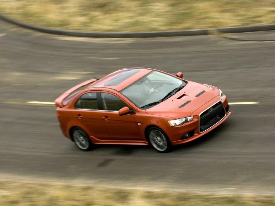  Mitsubishi Lancer X Ralliart 2009 года  (фото 4 из 7)